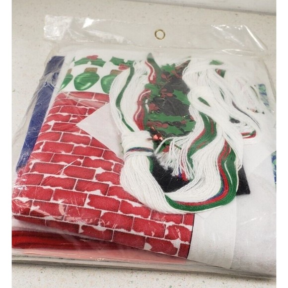 VTG Dimensions "Toy Man" Bottle Buddy Felt Applique Kit Santa Christmas #62169 - Picture 12 of 15